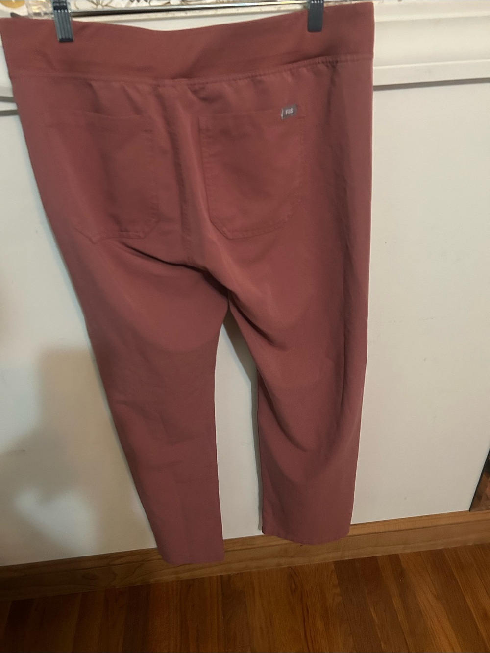 FIGS Mauve Drawstring Scrub Pants - Picture 2 of 7